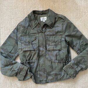 Women’s camo jacket
